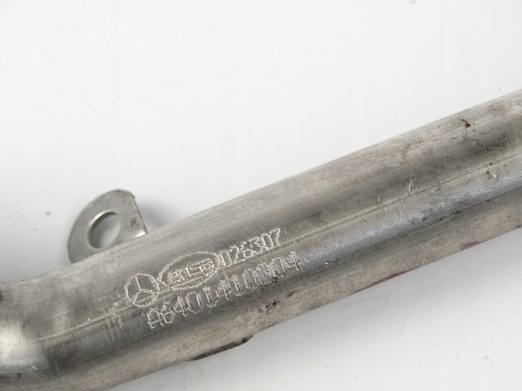 Mercedes W169 W245 CDI AUSPUFFROHR EGR A6401410204 Product image