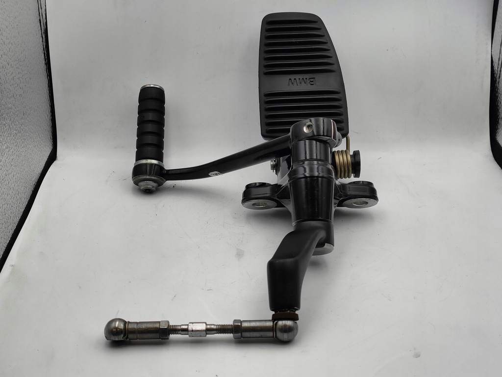 FUSSRASTEN-SET LINKS SCHALTHEBEL BMW R18 B K35 Product image