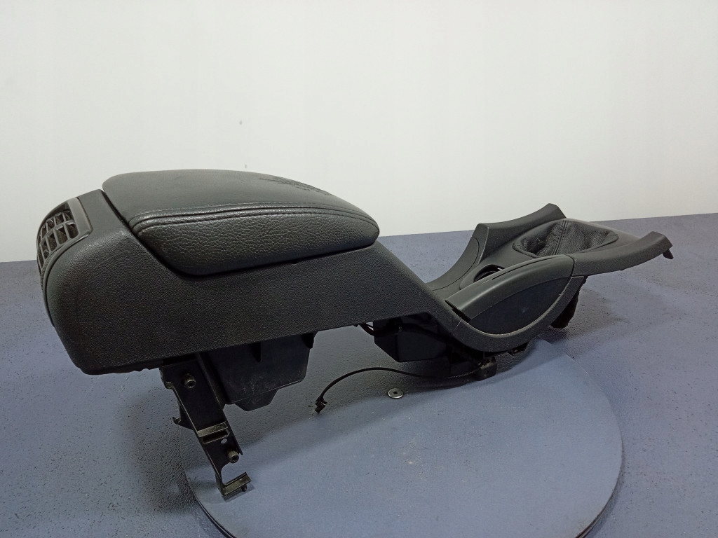 SAAB 9-3 II MITTELTUNNELARMLEHNE 12790310 Product image
