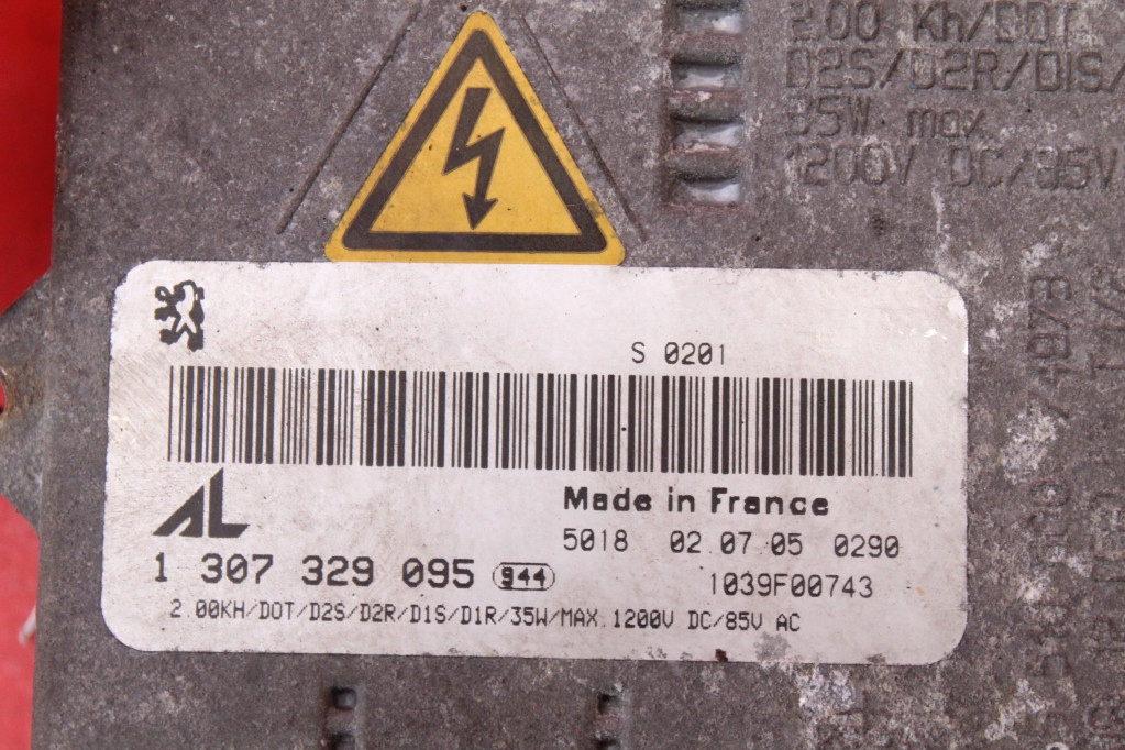XENON-KONVERTER XENON RECHTS 1307329095 PEUGEOT 407 04-10 Product image