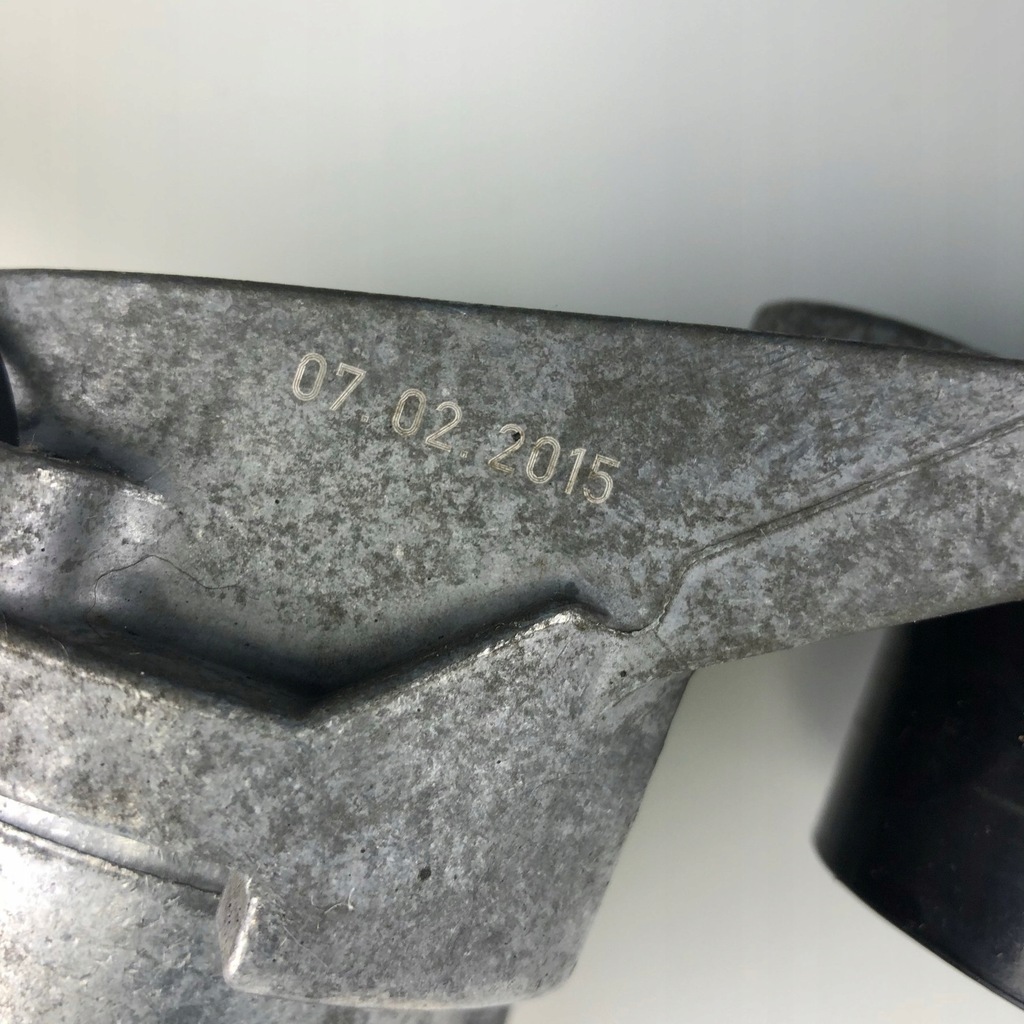 BMW F30 F32 F36 N55B30A GURTROLLENSPANNER Product image