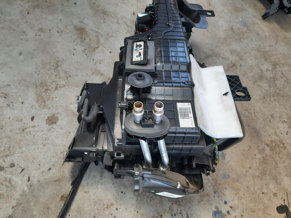 Peugeot 5008 1,6 PS Heizung komplett Product image