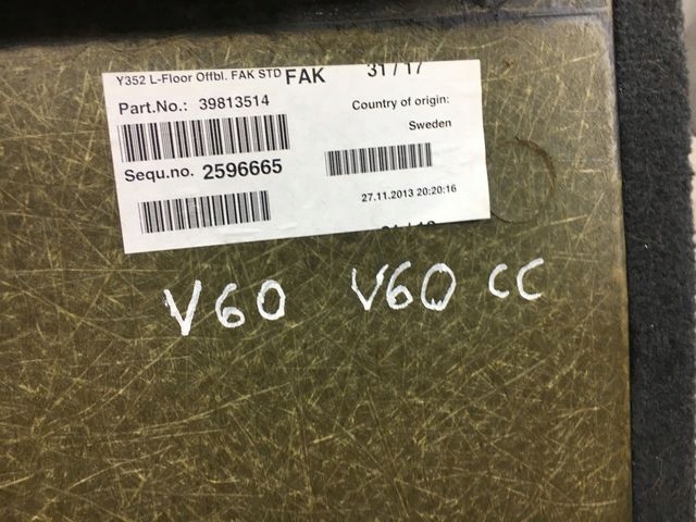 VOLVO V60 CC KOFFERRAUMBODEN 39813514 Product image