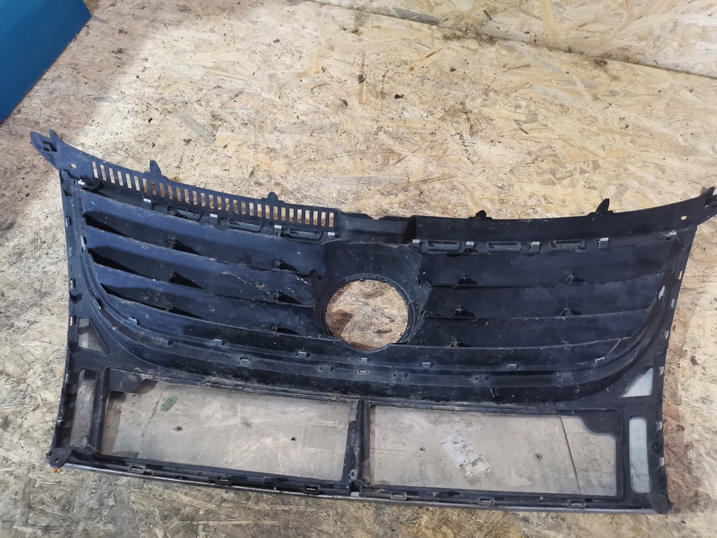 Grill VW Touran und 1 Lift 1T0853651d Dummy Product image