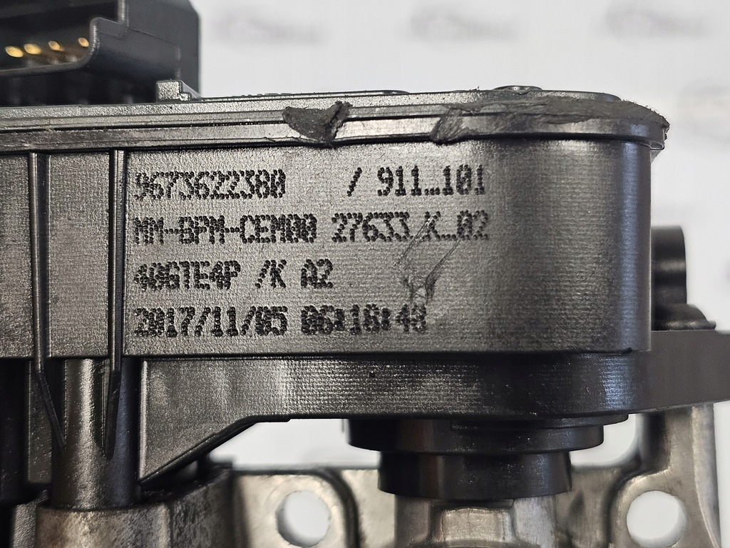 Peugeot 208 2008 C3 1.2 VTI HM01 13R Trail 967362380 Product image