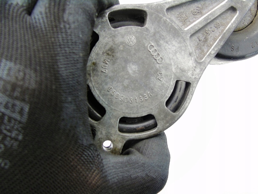 ANTRIEBSRIEMENSPANNER 2.0 20V AUDI A4 B6 B7 A6 C5 PASSAT B5 06B903133A Product image