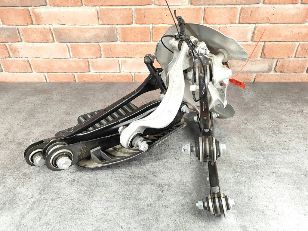 BMW G01 X3 G02 x4 links nach hinten nach hinten + Schwingungen 6879751 Product image