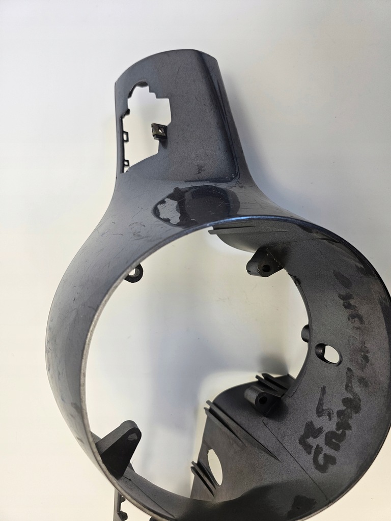 Piaggio Vespa GTS 250 Abzugsabdeckung Abdeckungswechsel Lenkrad Product image