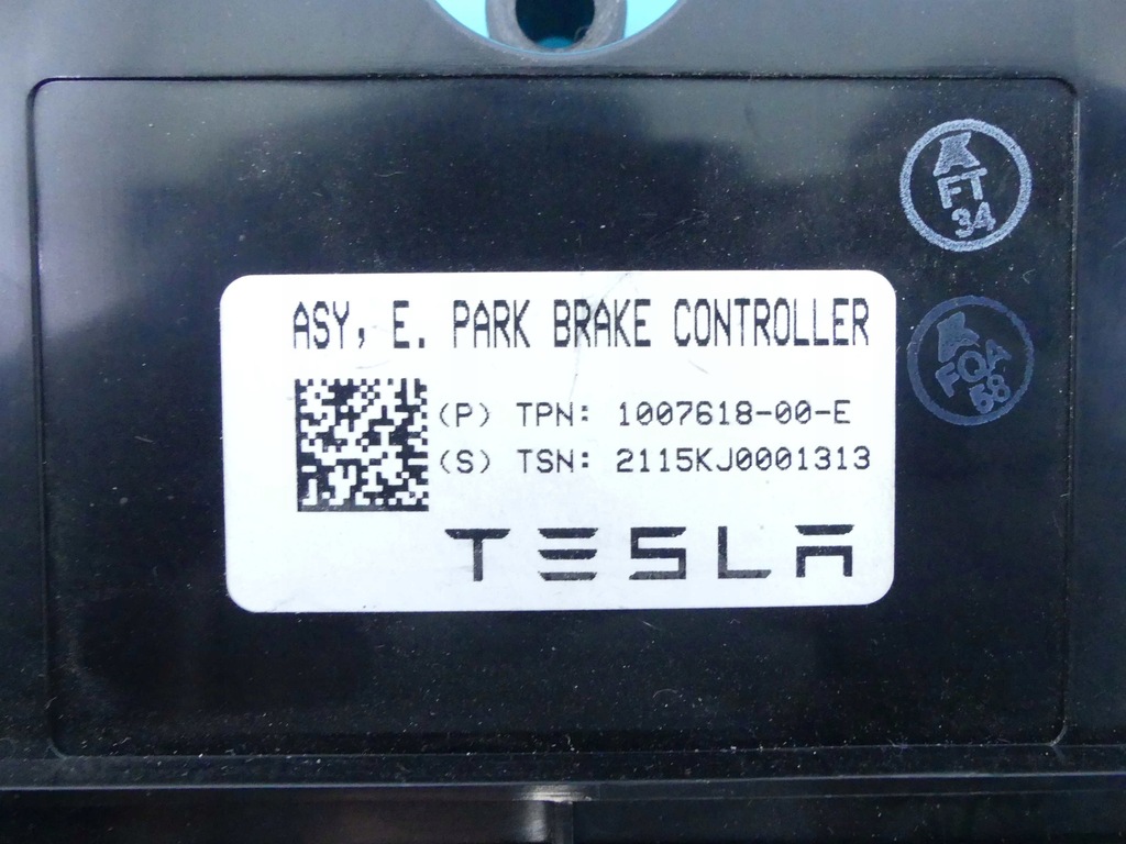 CONTROLLER BREMSMODUL TESLA MODEL S 1007618-00-E Product image