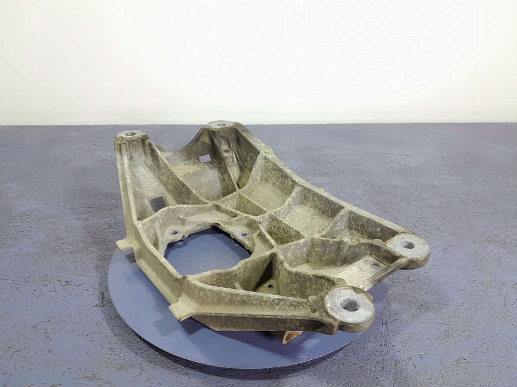 AUDI A4 B8 2.0 TDI 120 PS GETRIEBEUNTERSTÜTZUNG 8K0399263BK CJCC Product image