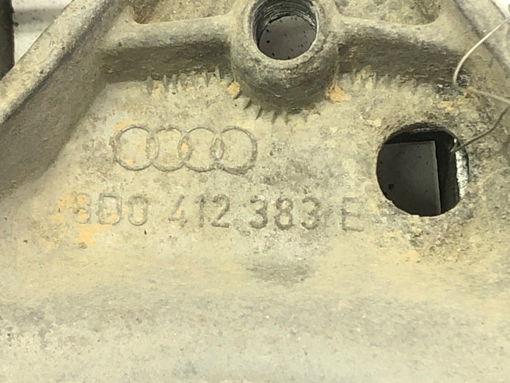 STOSSDÄMPFERBEFESTIGUNG VORNE RECHTS AUDI A6 C5 1.8T 97-05 Product image