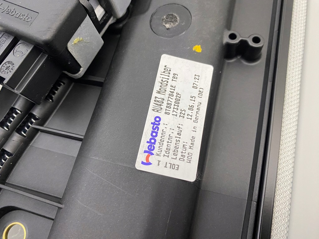 AUDI A5 8T Sonnendachrollo Motor 8T8877041E Product image