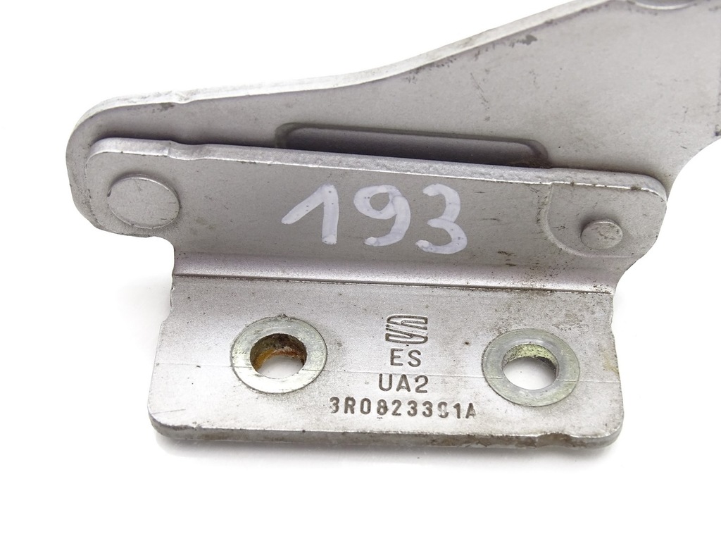 SCHARNIER DER MOTORABDECKUNG LINKER SEAT EXEO 3R Product image