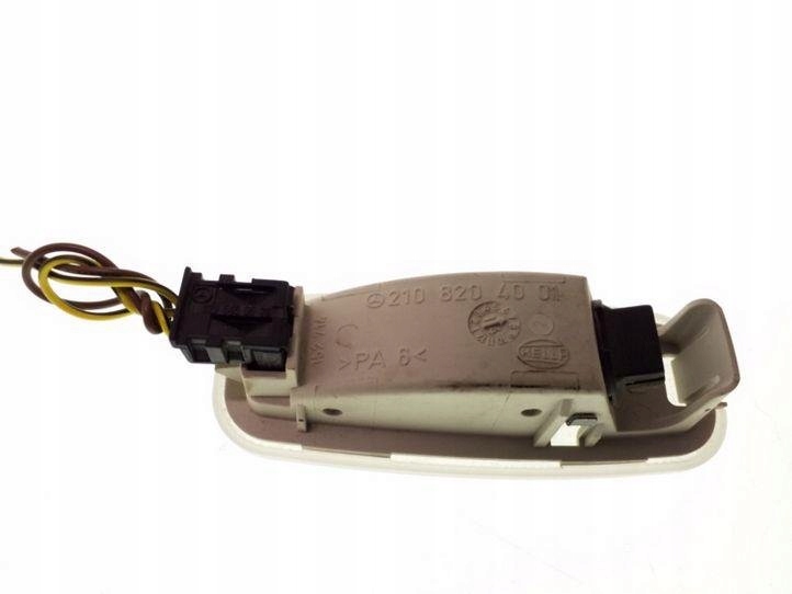 A2108204001 MERCEDES-BENZ Linker Kotflügelblinker Product image