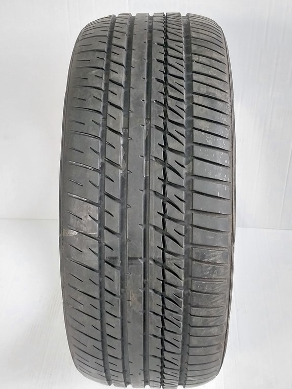 K2033 Kumho Reifen 255/50ZR19 103W Sommer 1 Stk Product image