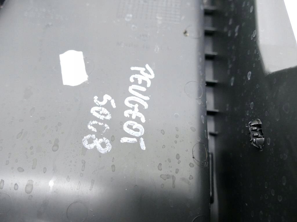PEUGEOT 5008 MITTELTUNNEL ARMLEHNE Product image
