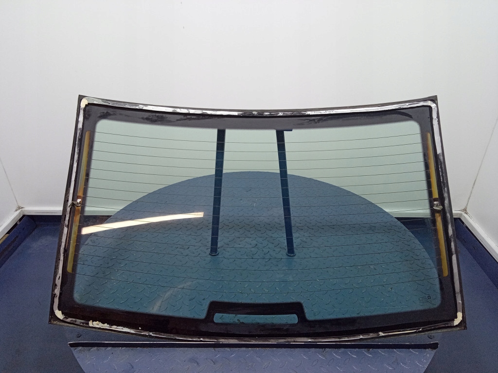 OPEL ASTRA III H LIMOUSINE HECKFENSTER Product image