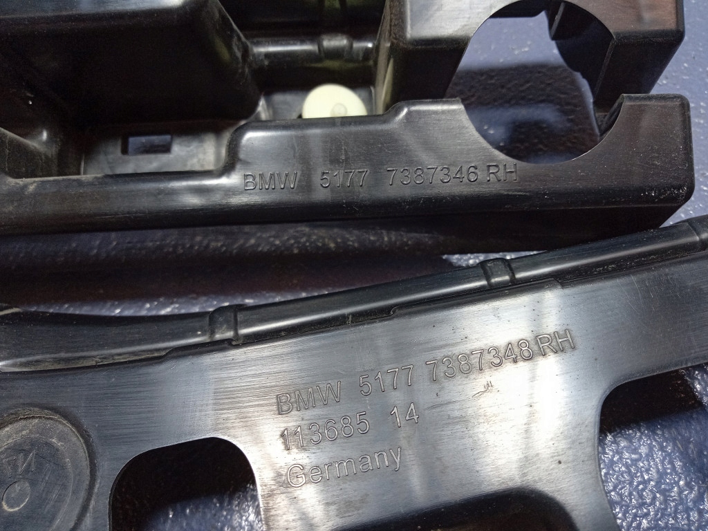 BMW 5 G30 G31 F90 SEITENSCHIEBERBEFESTIGUNGEN RECHTS SET 7387343 Product image