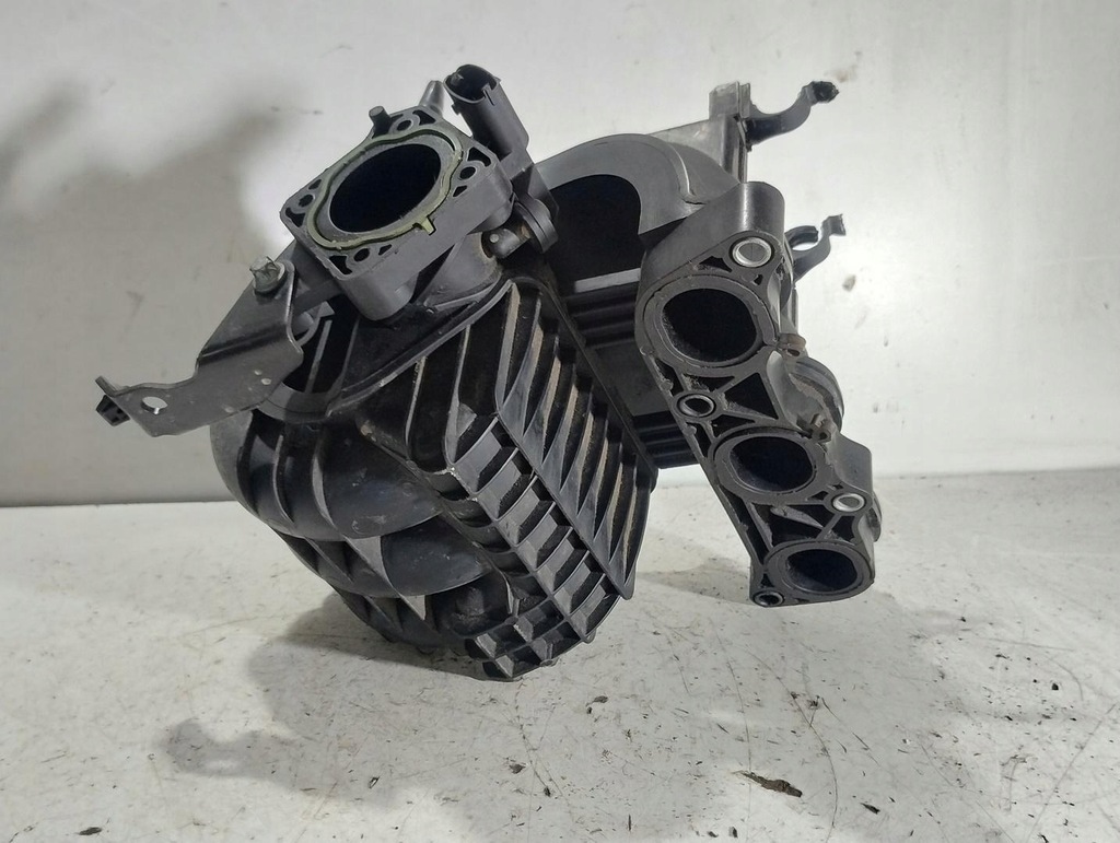 Ansaugkrümmer MITSUBISHI COLT VI 1.1 MN143824 Product image