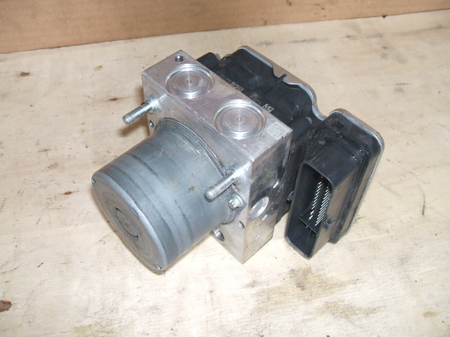 PEUGEOT 308 T10 ABS-PUMPENSTEUERUNG 9835146780 9846724480 0265297049 Product image