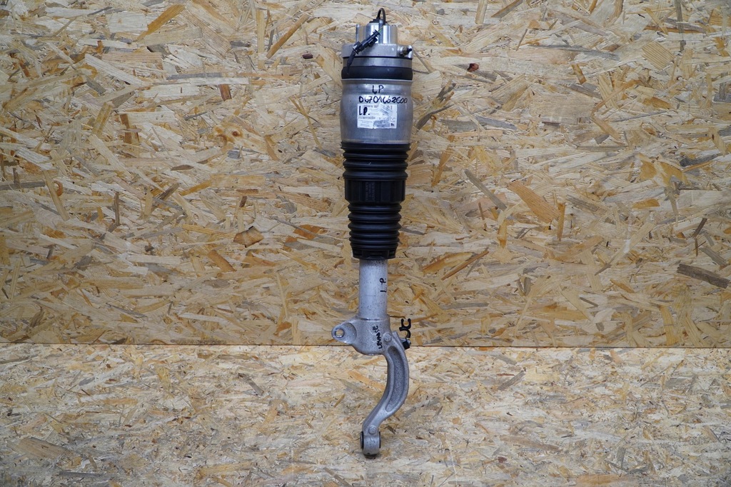 PNEUMATISCHER STOSSDÄMPFER VORNE 06701062620 06701062600 LEVANTE 3.0 D 16- Product image