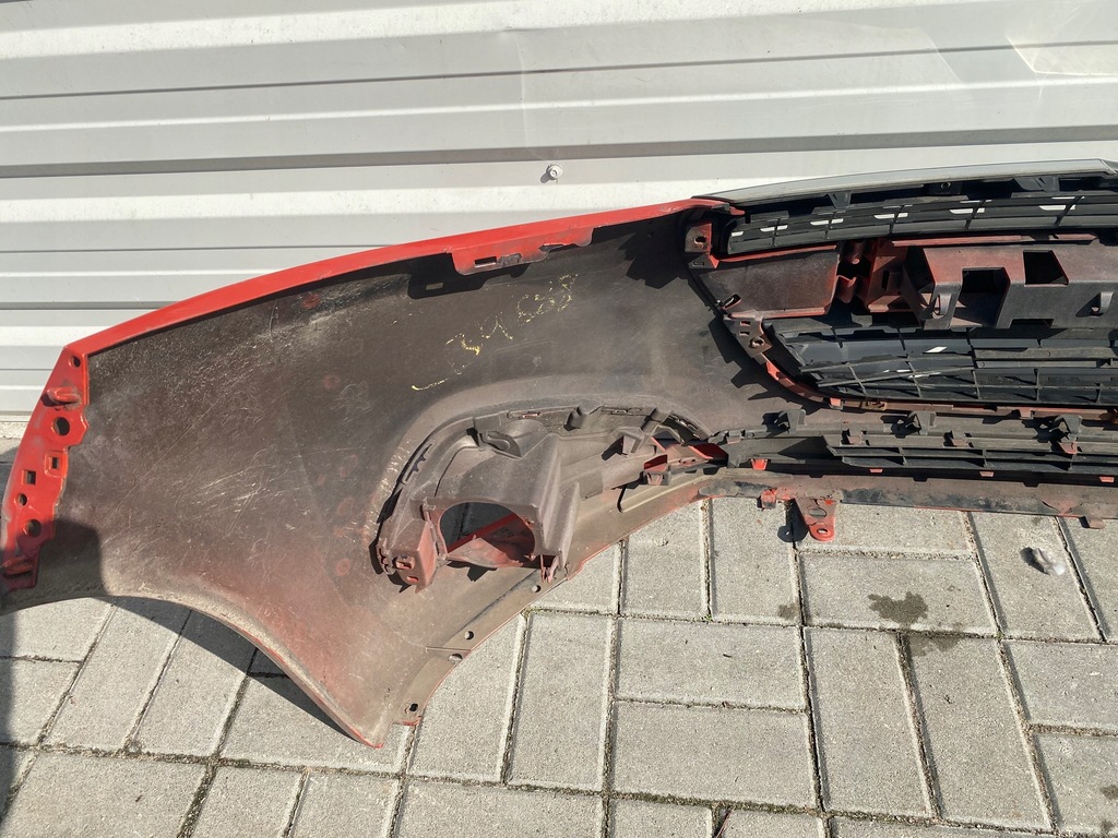 Vordere Stoßfänger vorne Peugeot 208 und EU anheben Product image