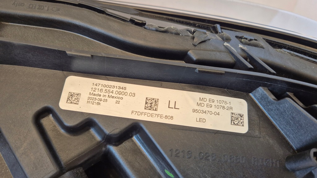 FRONTLEUCHTE VORNE LINKS RECHTS BMW M2 G87 SCHWARZ KOMPLETT 9503470 9503469 Product image