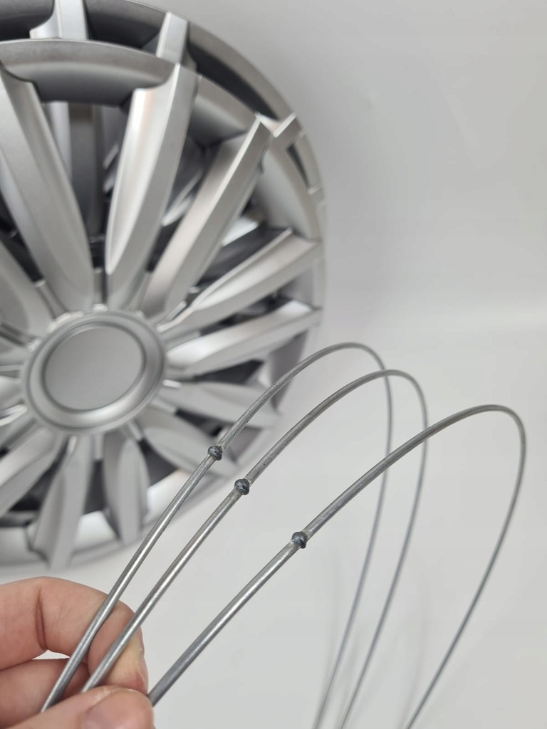 16 -Zoll -Autofahrzeuge in einem inteno -Satz von 4 Teilen Product image