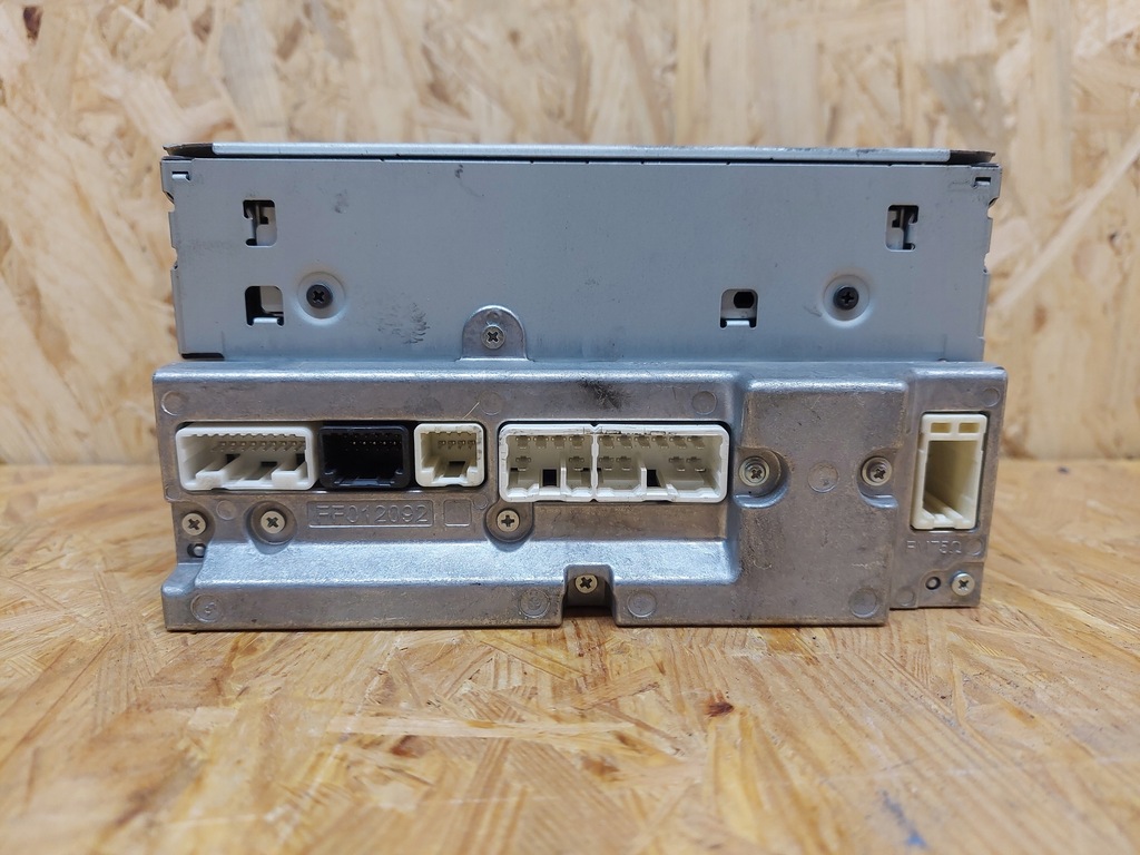 TOYOTA VERSO 09 – WERKSRADIO ORIGINAL 86120-0F060 Product image