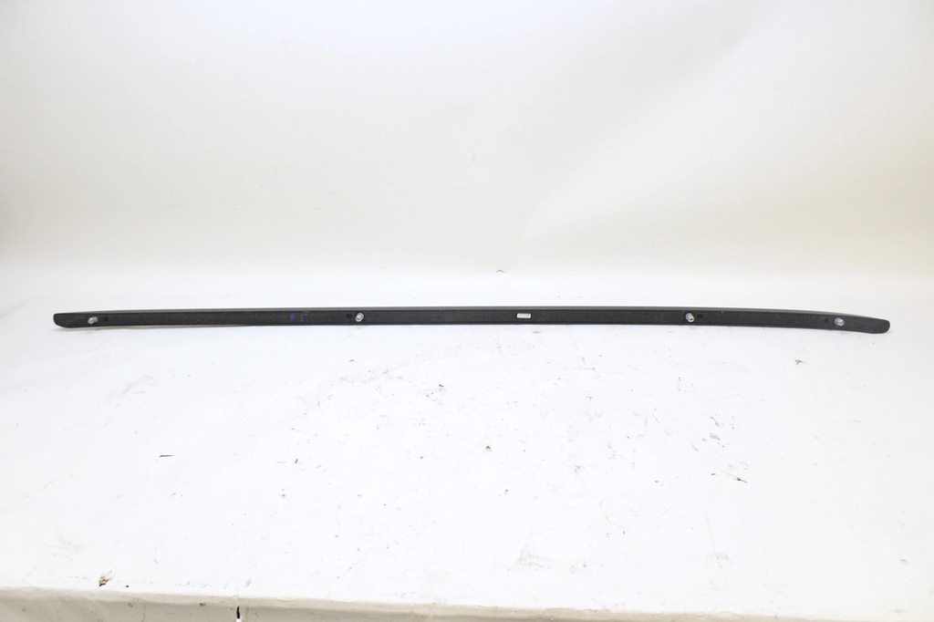 VW Passat B8 Dachreling links 3G9860025Q Product image