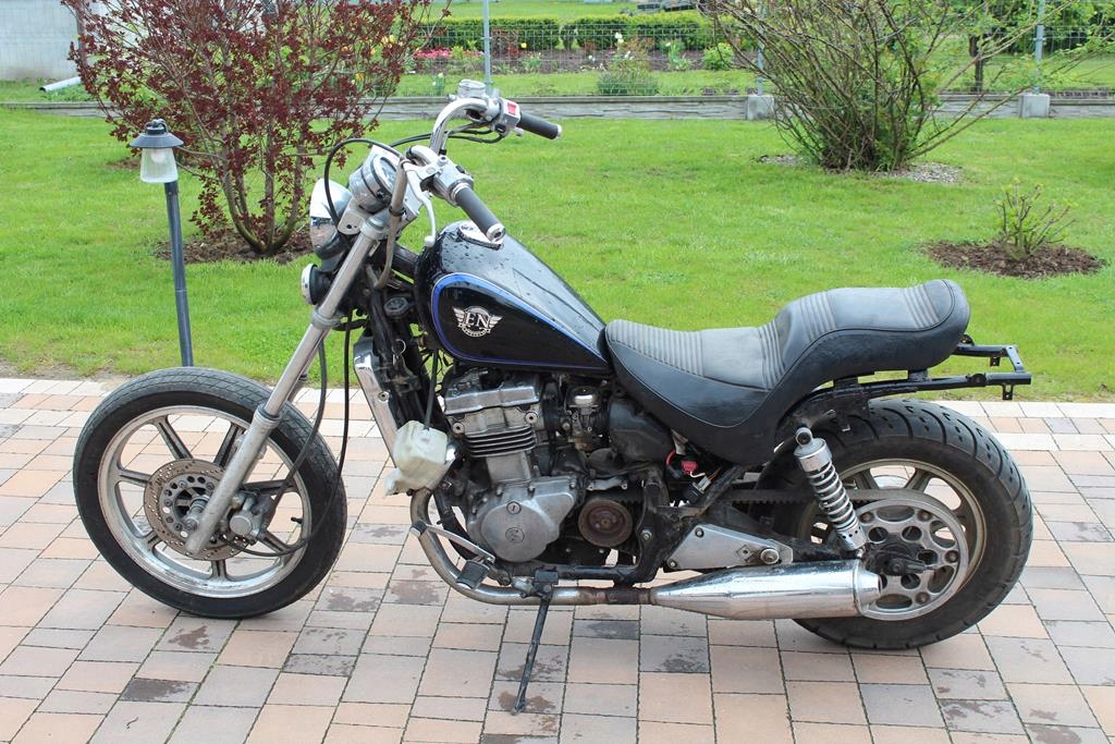 KAWASAKI EN500 VULCAN BREMSTROMMEL HINTERE SCHUHE Product image