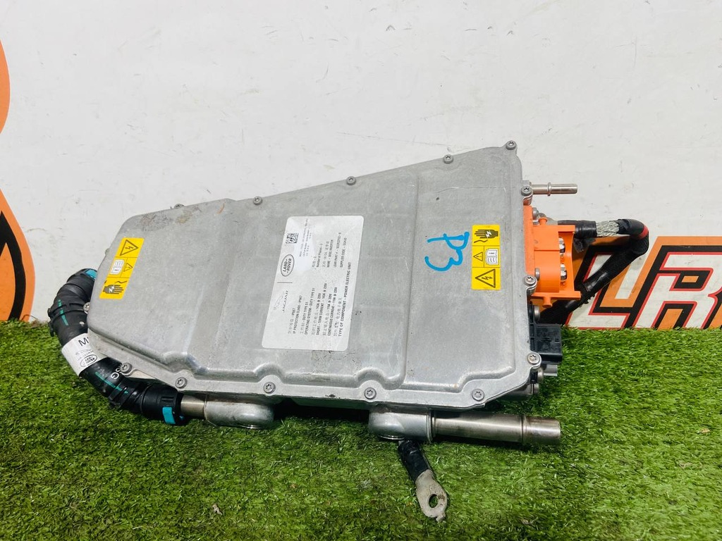 VORDERER INVERTER LAND ROVER DISCOVERY SPORT L550 M8D2-75520-AD Product image