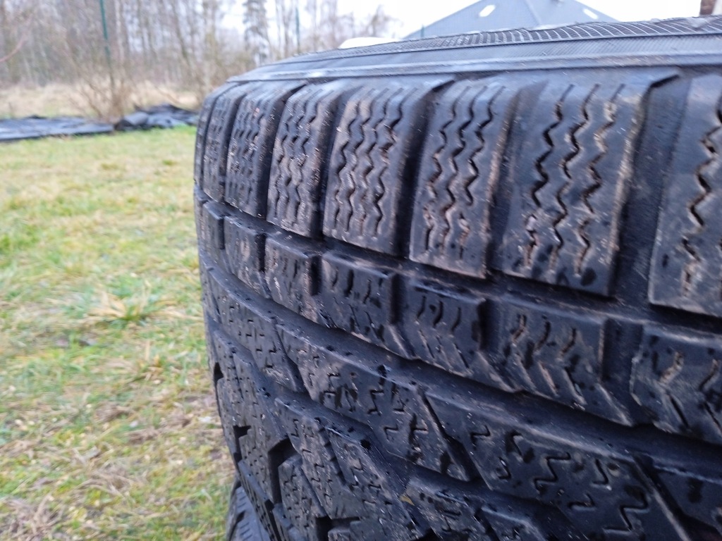 Aluminiumfelgen 5x114.3 Nissan Qashqai X-Trail Kadjar Duster Winterreifen Product image
