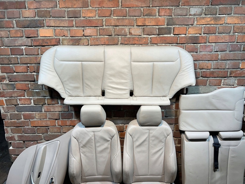 BMW 1 F20 UK SEAT SITZE, NICHT BEHEIZBARES LEDER-OYSTER-SET, ENGLISCHE VERSION Product image