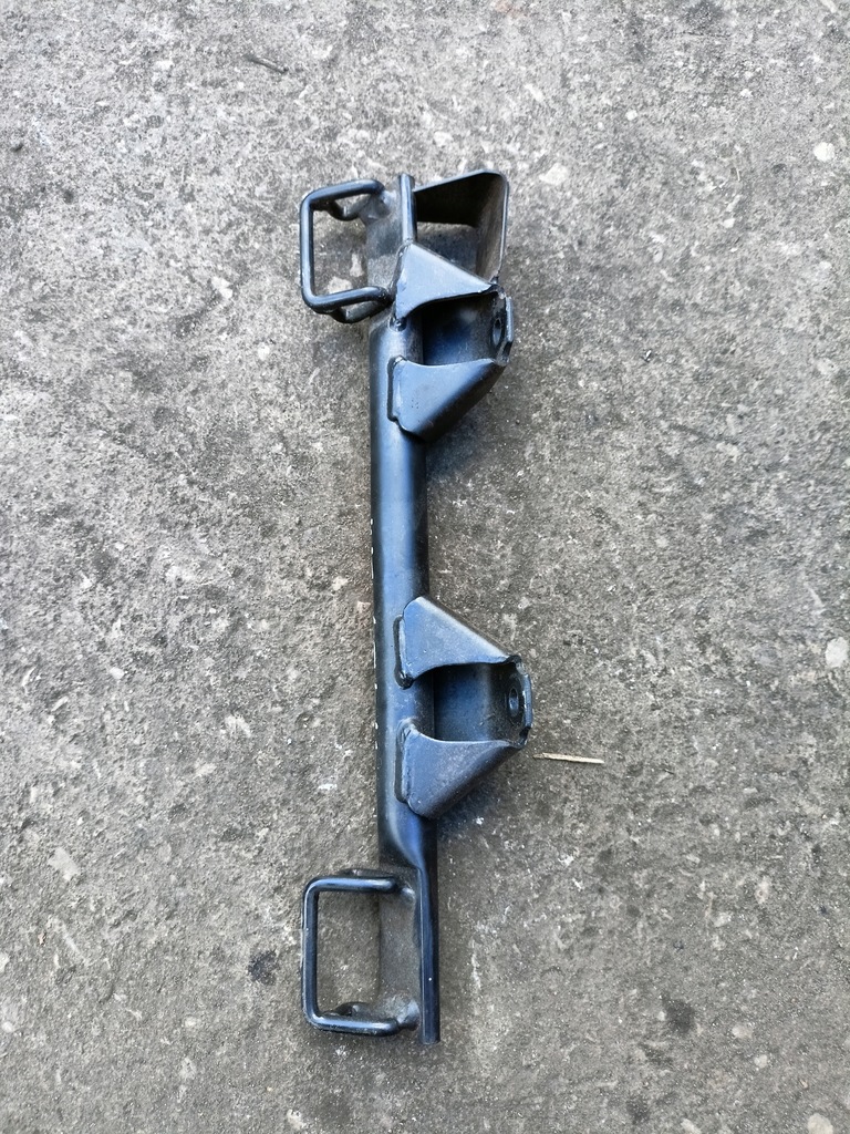 AUDI A4 B7 ISOFIX-HALTERUNG LINKS 8E0813545B Product image