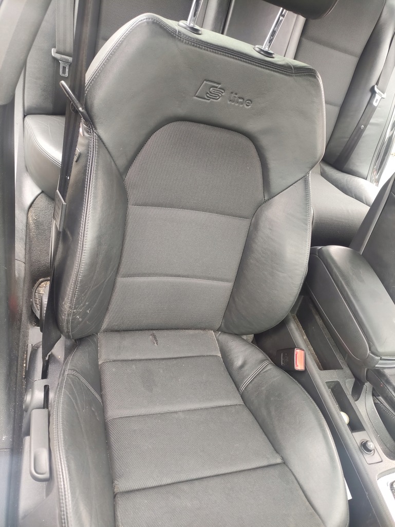 Audi A4 B7 S line Limousine, Ledersitze + Seitenverkleidungen, Dachhimmel Product image