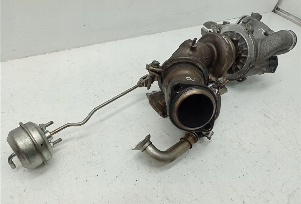 TURBOTURBINEN-SET RECHTS MERCEDES W213 3,5 V6 E400 276.853 A2760903080 Product image