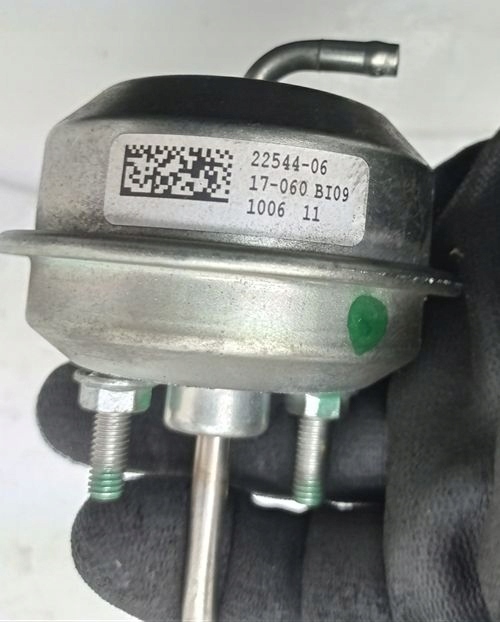TURBOTURBINEN-SET RECHTS MERCEDES W213 3,5 V6 E400 276.853 A2760903080 Product image