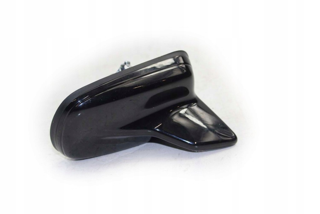 Audi A4 A5 A7 Q2 Q3 Q5 Q7 Antenne 4M0035503 Dach auf dem Ly9b -Dach - Schwarz Product image