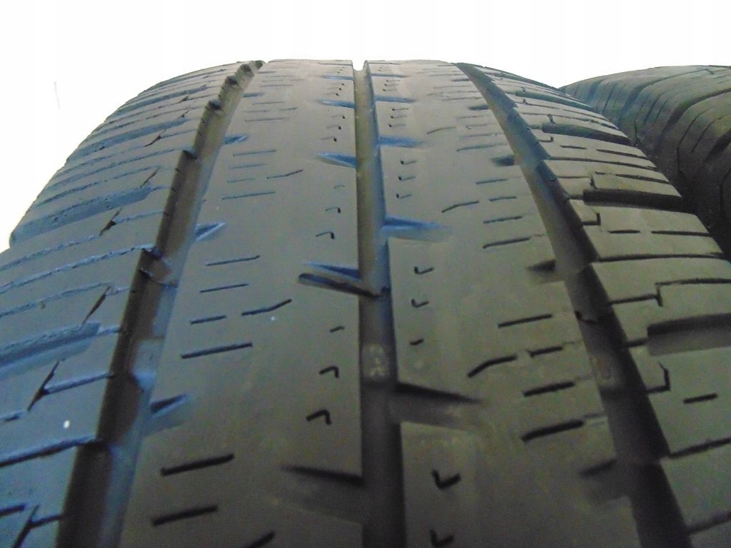 Continental VanContact 4Season-Reifen 225/75R16 121 R Product image