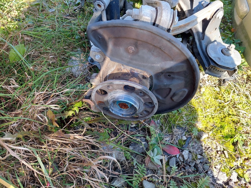MERCEDES A205 HINTERRADAUFHÄNGUNG 2018 FÜR ERSATZTEILE. Product image
