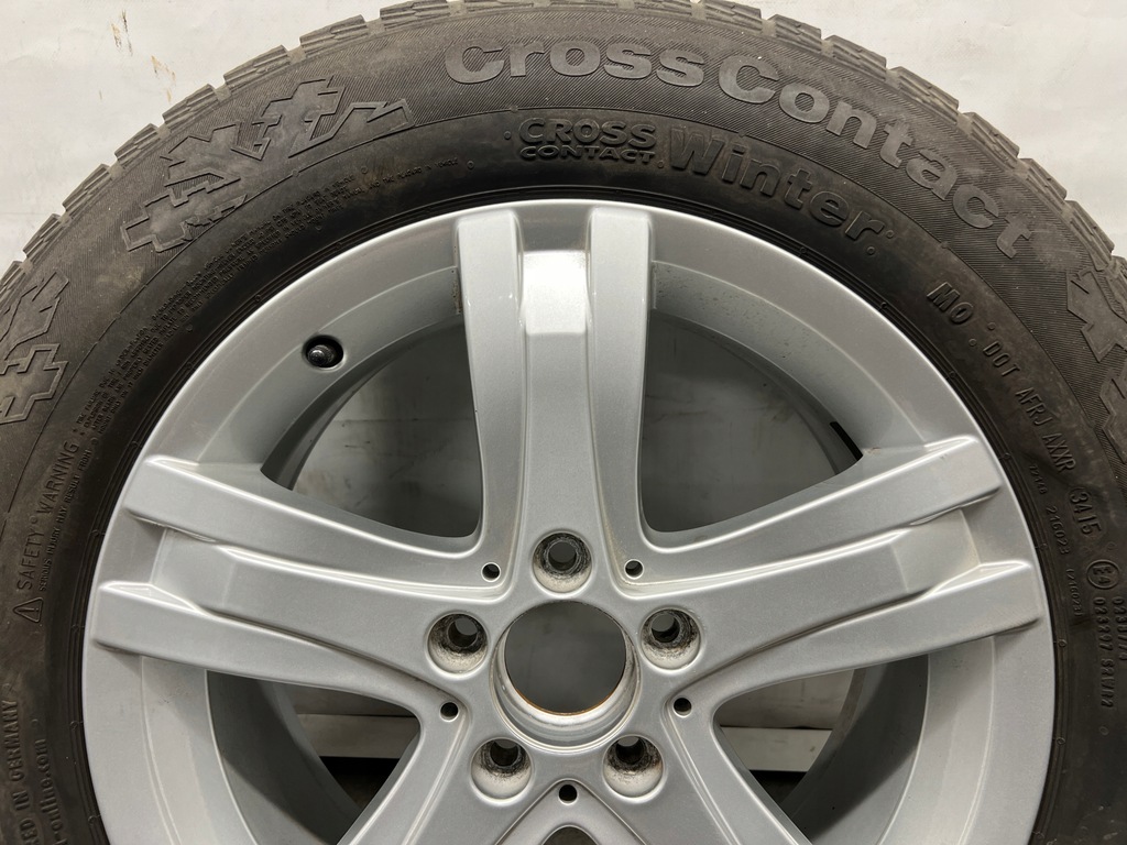 MERCEDES GLK GLC ML RÄDER FELGEN 17'' WINTERREIFEN 235/60/17R A2044015502 Product image