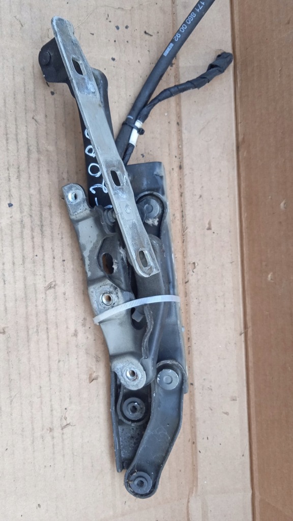 SLK 200 R171 Motorhaubenscharnier-Set C197 Product image