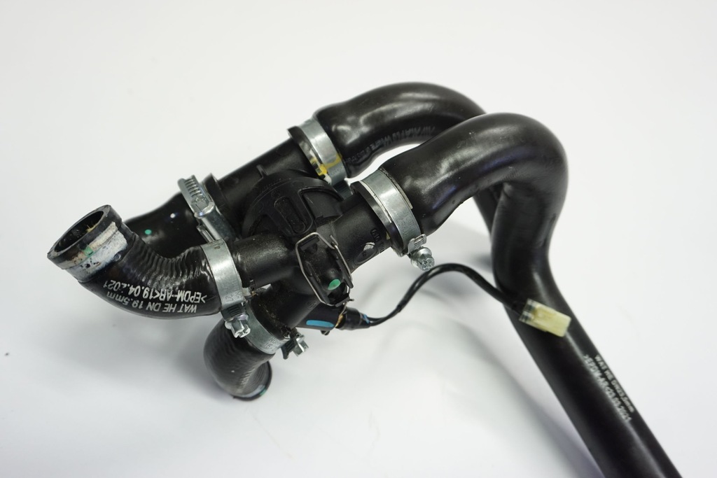 DUCATI MULTISTRADA V4 S 21 - THERMOSTAT + GEHÄUSE + WASSERROHRSCHLAUCH Product image