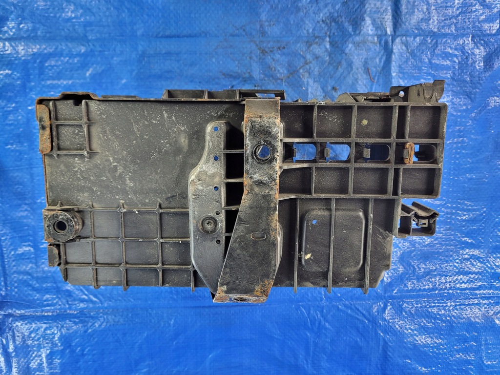 Opel-Czari Astra J Zafira C Wohnbasis der Batterie 13354420 Product image