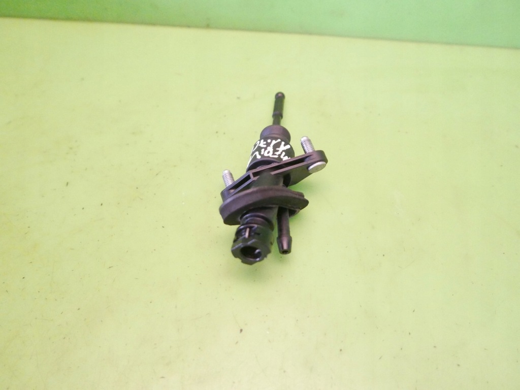 Kupplungsgeberzylinder, Nehmerzylinder OPEL MERIVA A I 1.7 CDTI 03-05 Product image