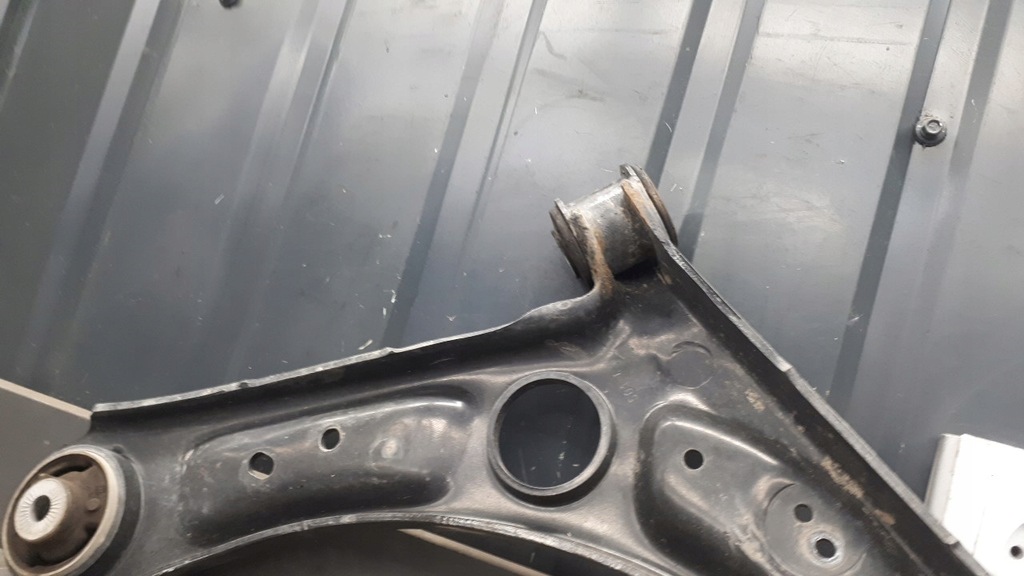 5R3407151b links akzeptieren Ford Tourneo Connect MK3 VW Caddy V Product image