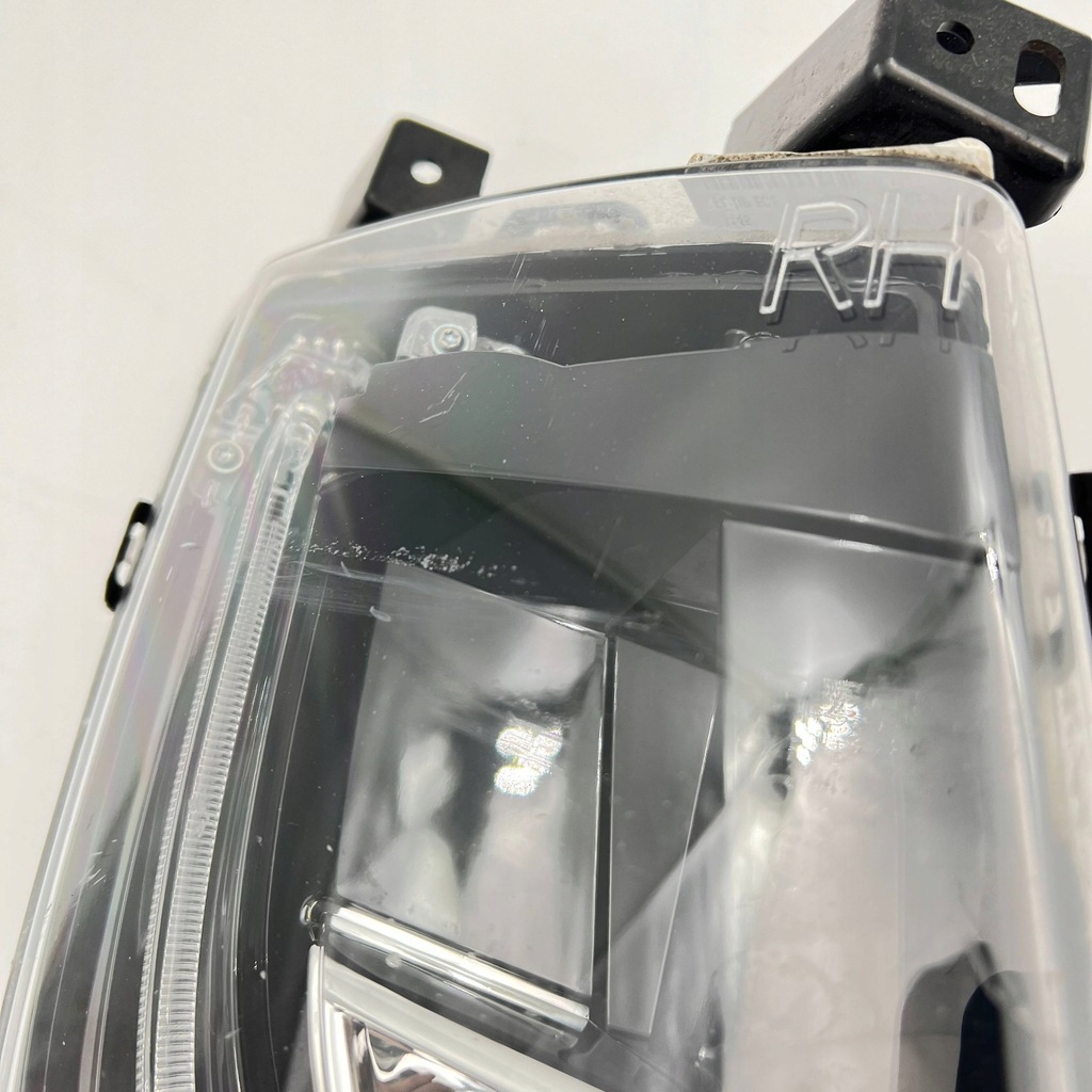 Tesla Model S Halogen linke Seite 600591601E Product image