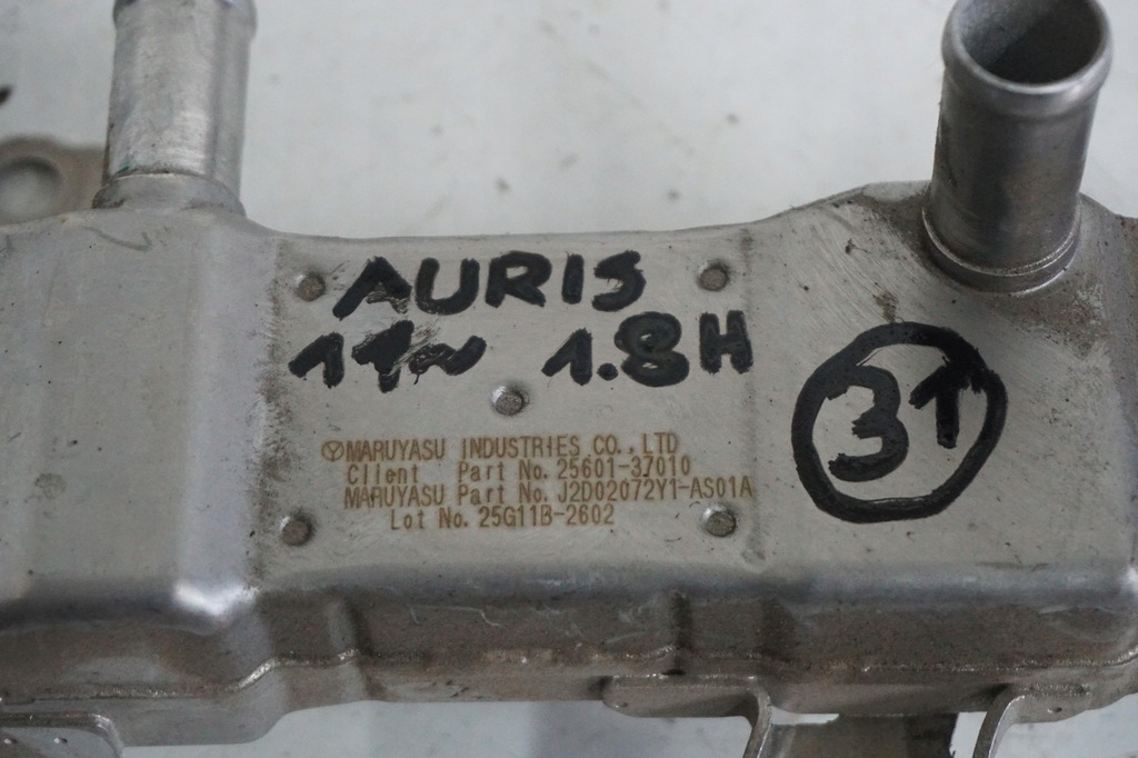 Toyota Auris 2 II 1.8H Lexus Ct200 Kühler 25601-37010 VENTIL 25620-37110 Product image