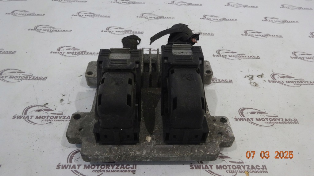 Opel Corsa D Lift 12R Computer Motor Controller 55583740 12636386 Product image